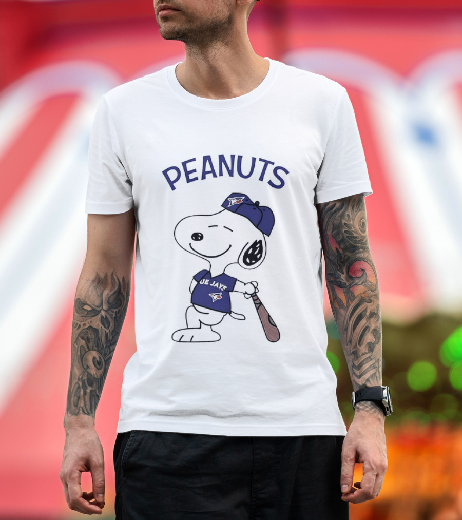 Toronto Blue Jays Peanuts Snoopy Baseball Fan T-Shirt