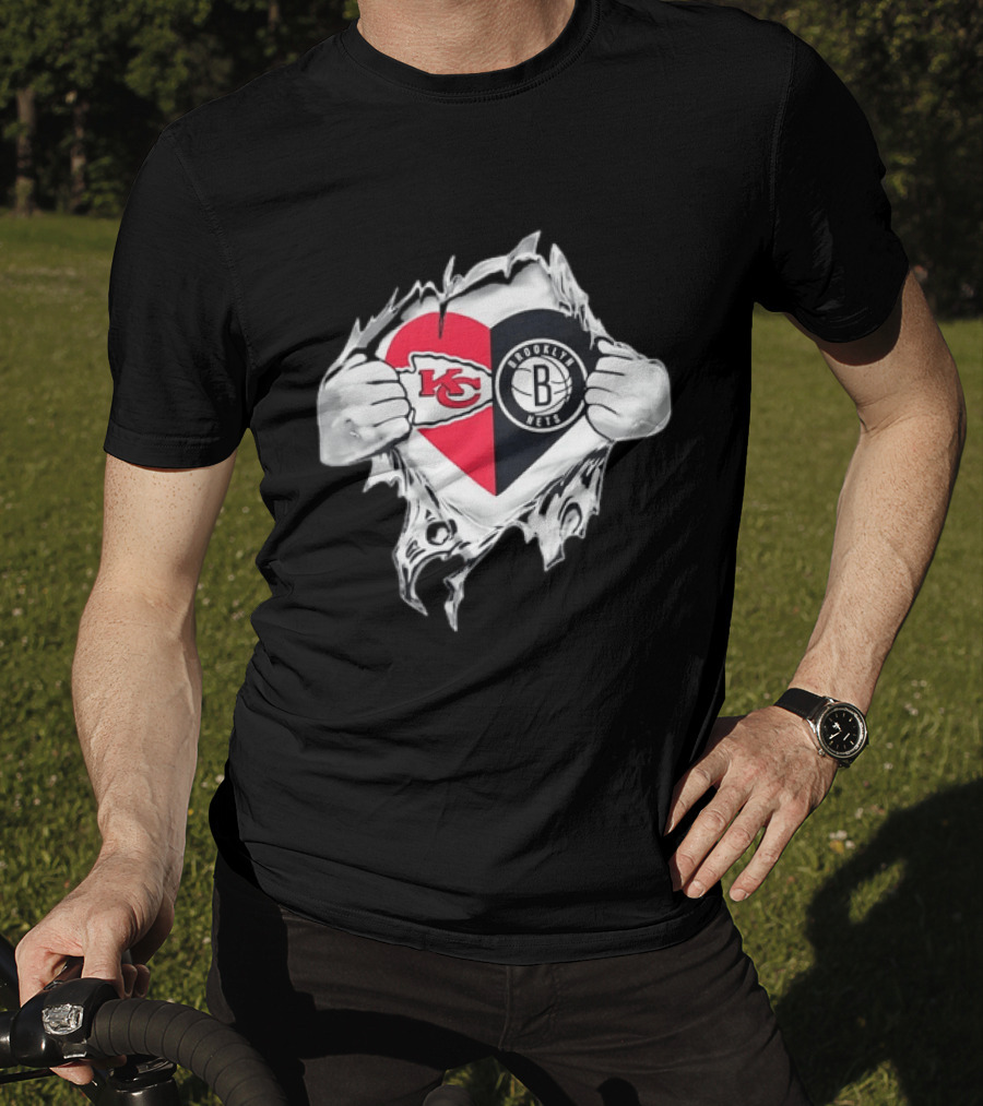 Kansas City Chiefs Brooklyn Nets Torn Heart Fan T-Shirt