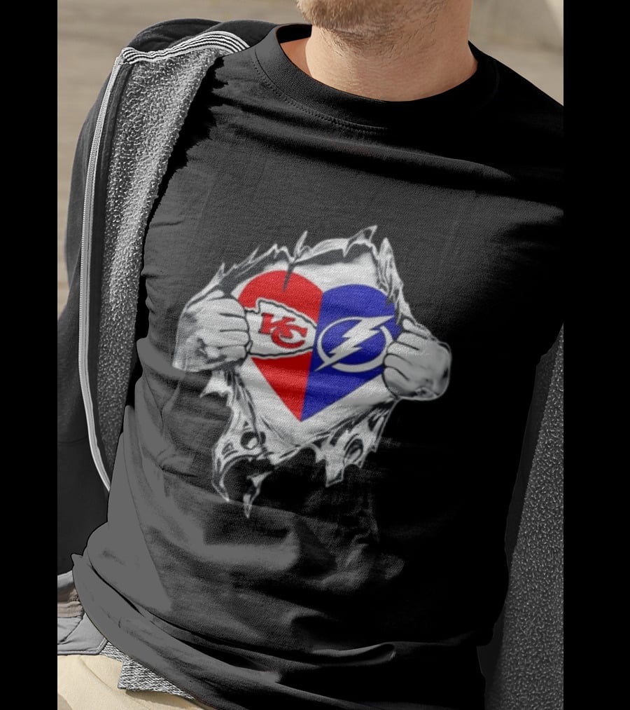 Kansas City Chiefs Heart Ripping Tampa Bay Lightning NFL NHL T-Shirt
