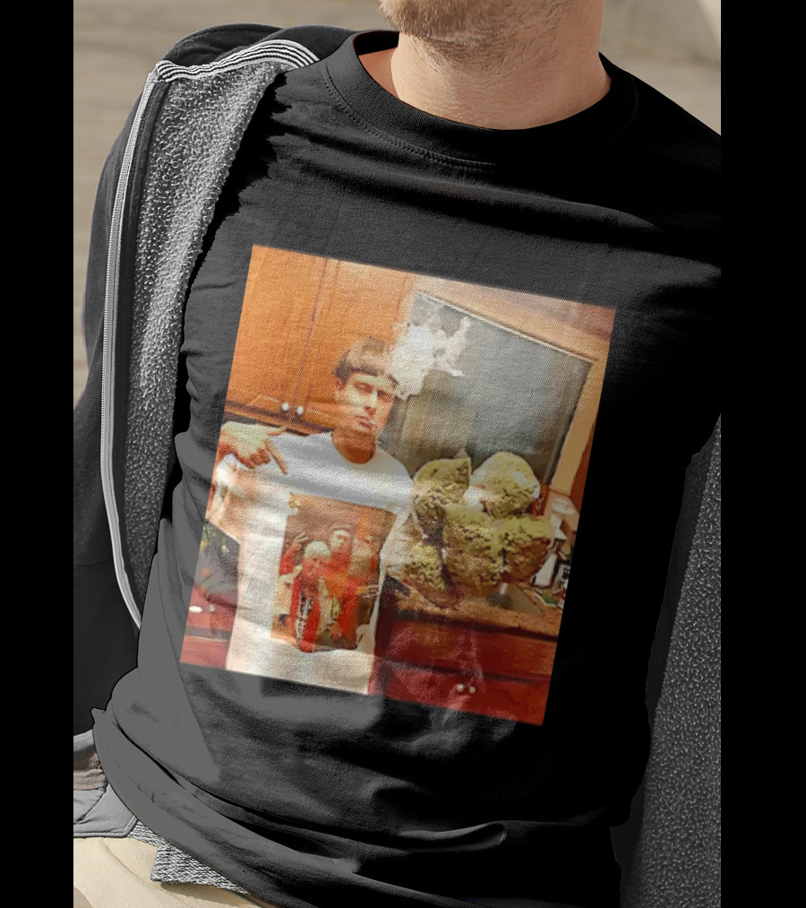 Oliver Tree Cannabis Oversized Buds And With Smoking Image T-Shirt