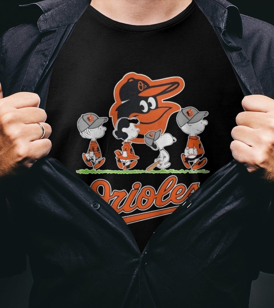 Peanuts Gang With Baseball Orioles T-Shirt