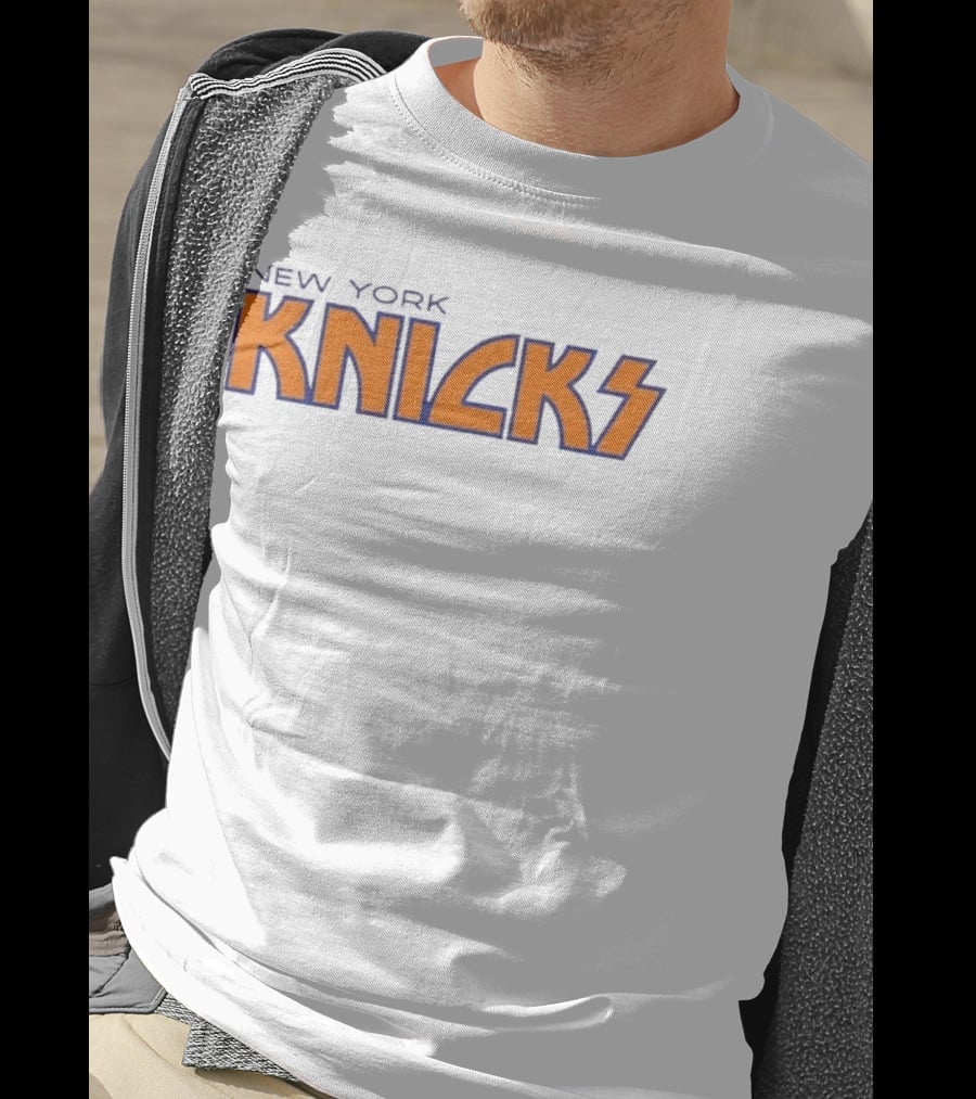 New York Knicks Team Logo Classic NBA Basketball Fan T-Shirt