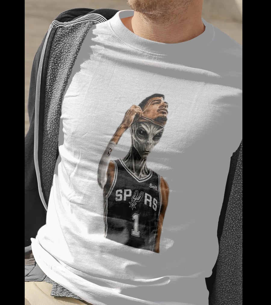 Wembanyama Spurs Alien Takeover Face Reveal Self 1 T-Shirt