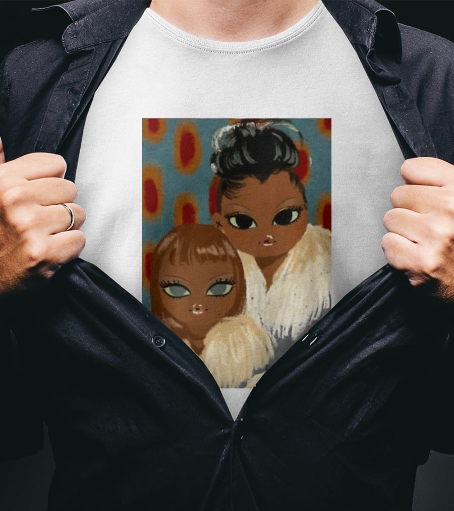 Bratz Dolls Cloe Yasmin Fashion Iconic Style Fur Outfits T-Shirt