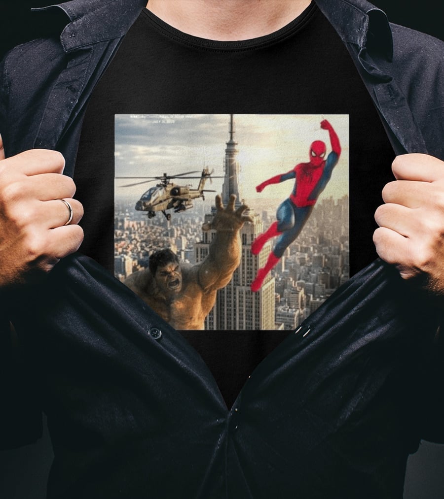 Brand New Day Spider Man And Hulk In Epic New York Battle Scene T-Shirt