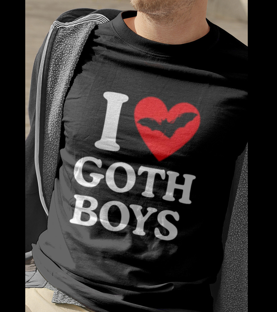I Love Goth Boys Heart Bat T-Shirt