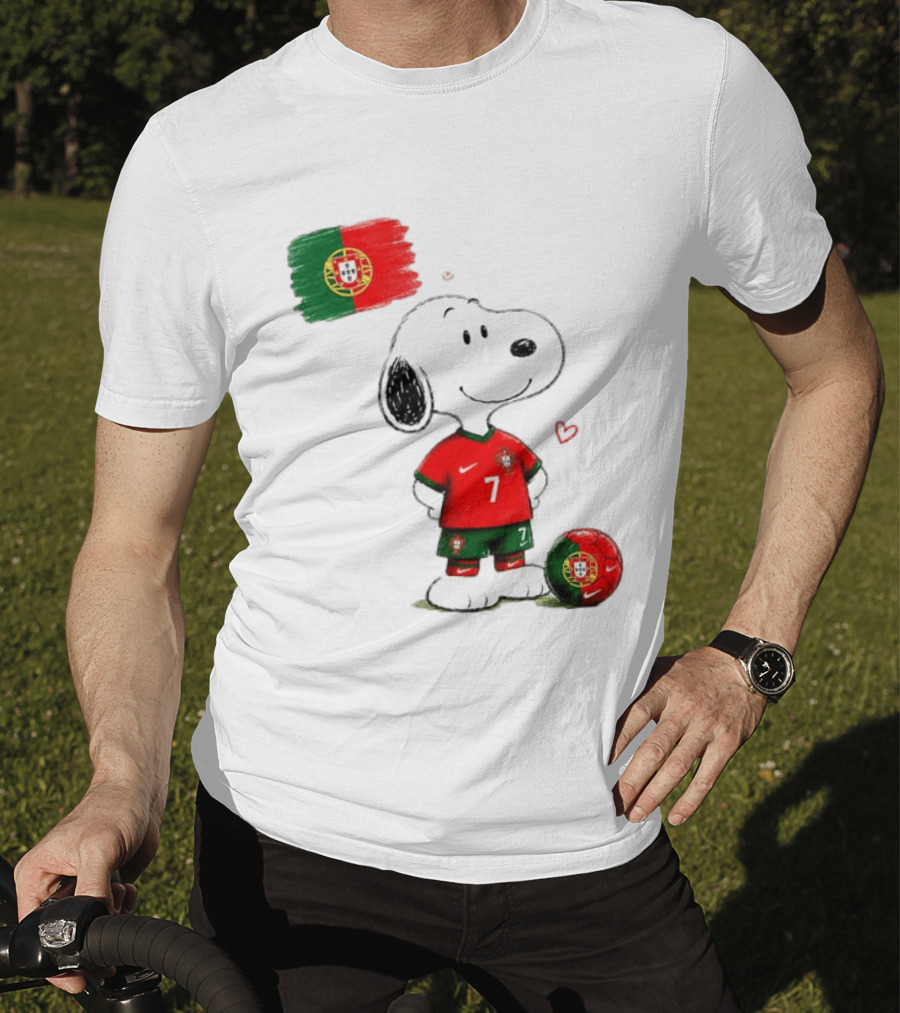 Cristiano Ronaldo Snoopy Portugal Football Number 7 Nike T-Shirt