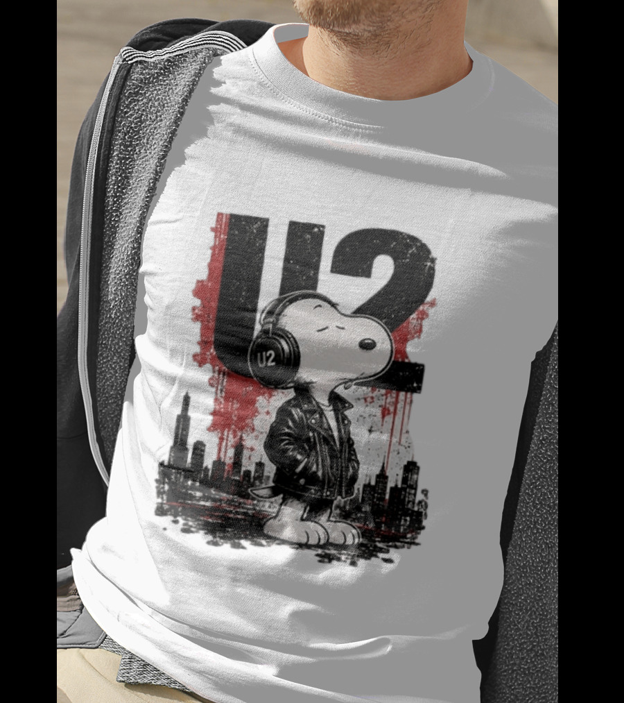 Snoopy U2 On Sky One Dream One Fearless Heart Urban Skyline T-Shirt