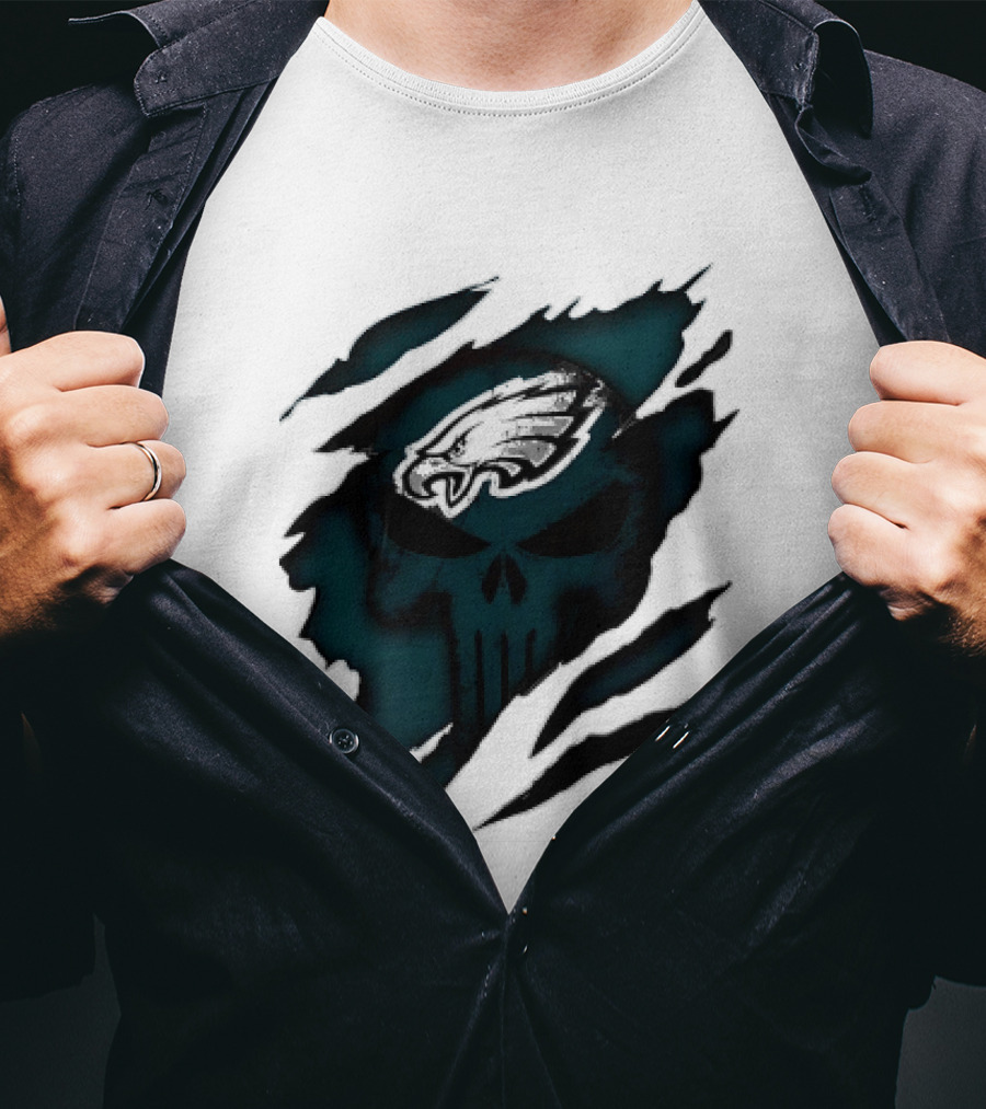 Philadelphia Eagles Punisher Skull Ripped Effect NFL Team Merchandise T-Shirt
