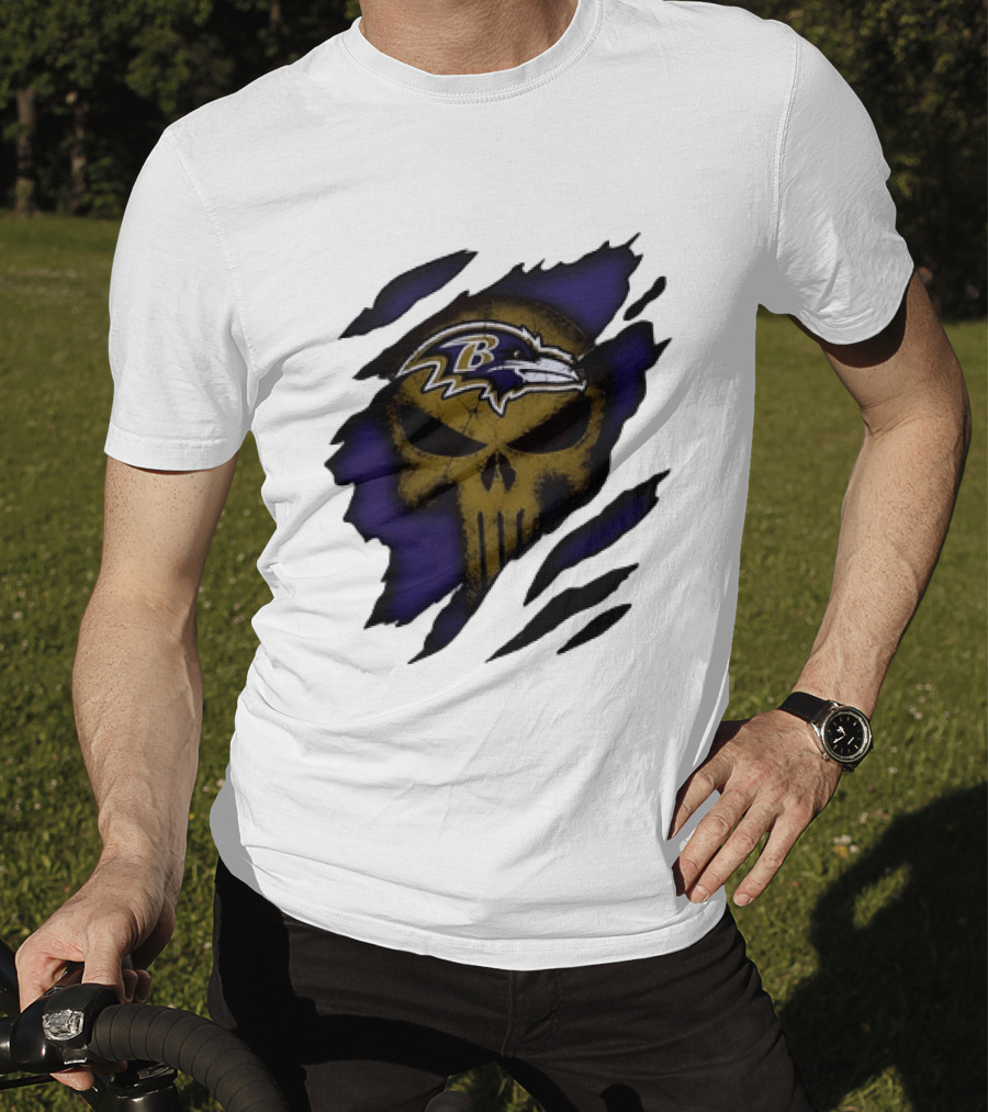 Baltimore Ravens Punisher Skull Torn Effect Fan Gear T-Shirt