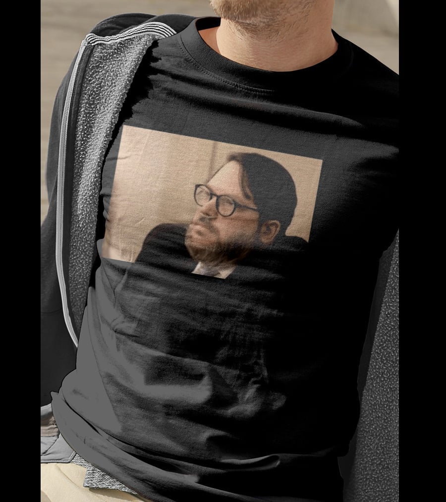 Nicholas Rossi Accused Faking Death Fleeing US Scotland After Charges T-Shirt