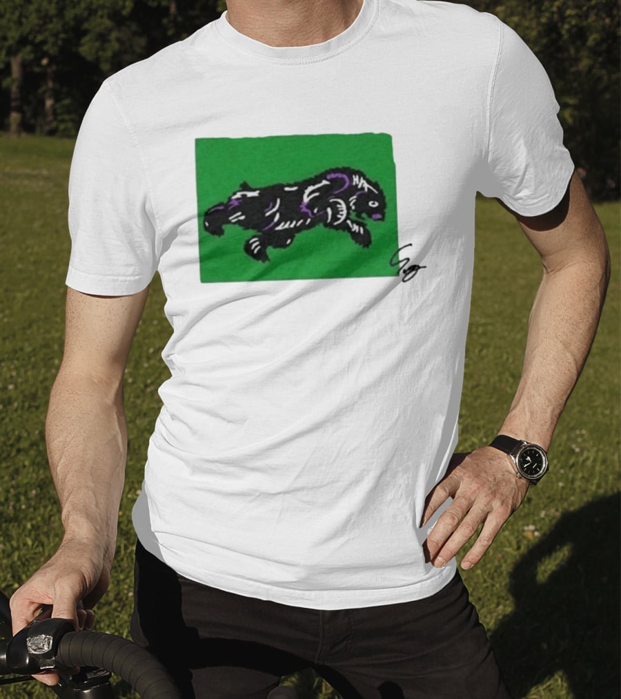 Mako Komuro 2026 Black And Purple Bear On Green T-Shirt