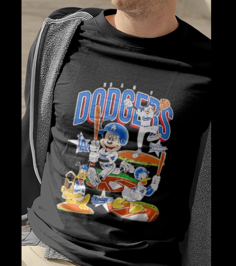 MOONLANDGOODS 2020 Mickey Goofy Pluto Donald Baseball Team Los Angeles Dodgers T-Shirt
