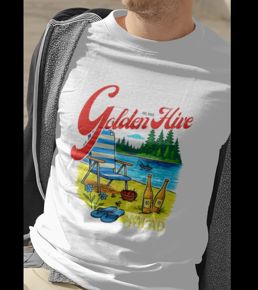Golden Hive Mead Est 2023 Lakefront Bliss Vintage Escape T-Shirt