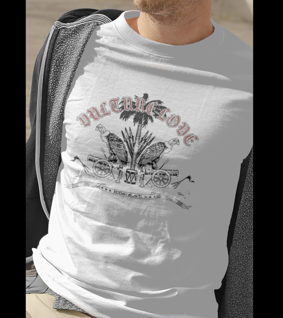 Vulture Love Cannons Palm Trees Black And White T-Shirt