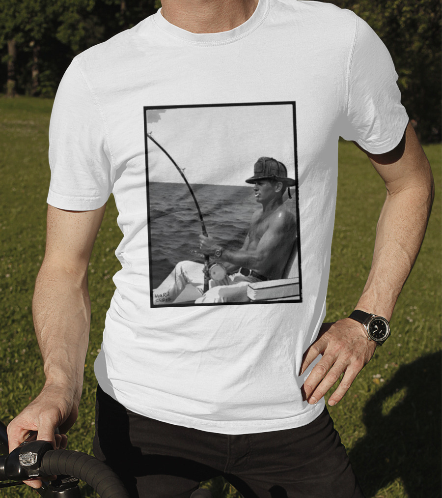 Paul Newman Fishing Wrk Hrd Ply Hrd HARRISON1973 T-Shirt