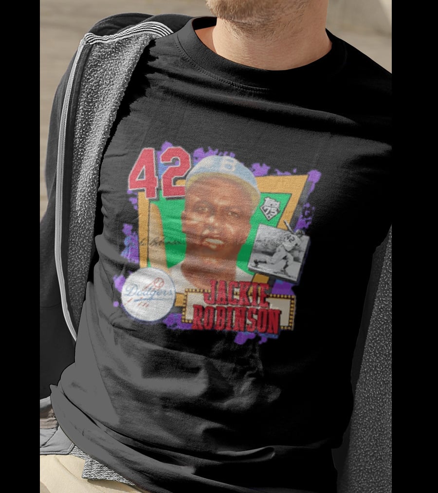 Jackie Robinson 42 Los Angeles Dodgers Topps 75 Baseball Legend T-Shirt