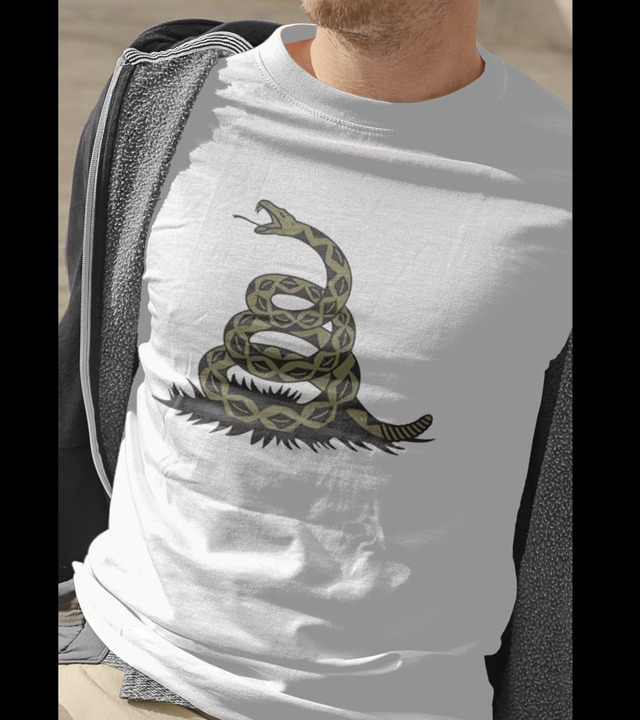 Gadsden Snake Iconic Coiled Rattlesnake T-Shirt