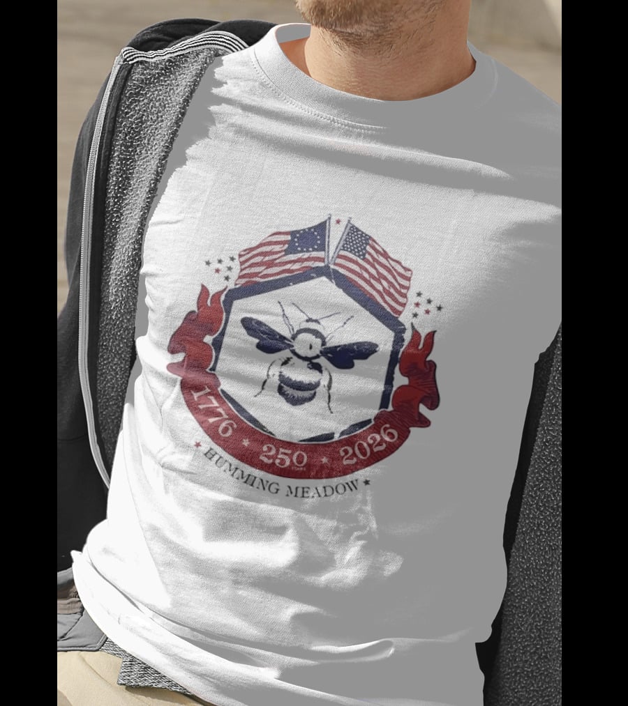 Humming Meadow Bee USA Flags 1776 250 2026 Patriotic Semiquincentennial T-Shirt