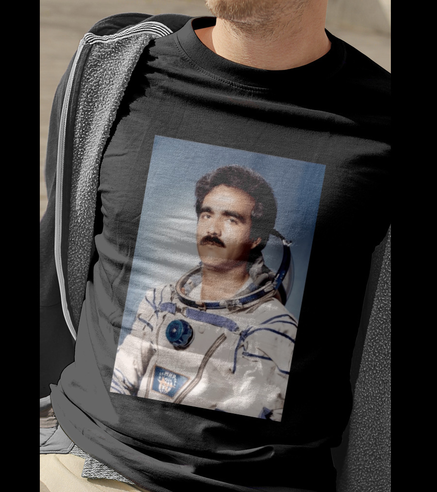 Abdul Ahad Momand Afghan Astronaut In Space Suit T-Shirt