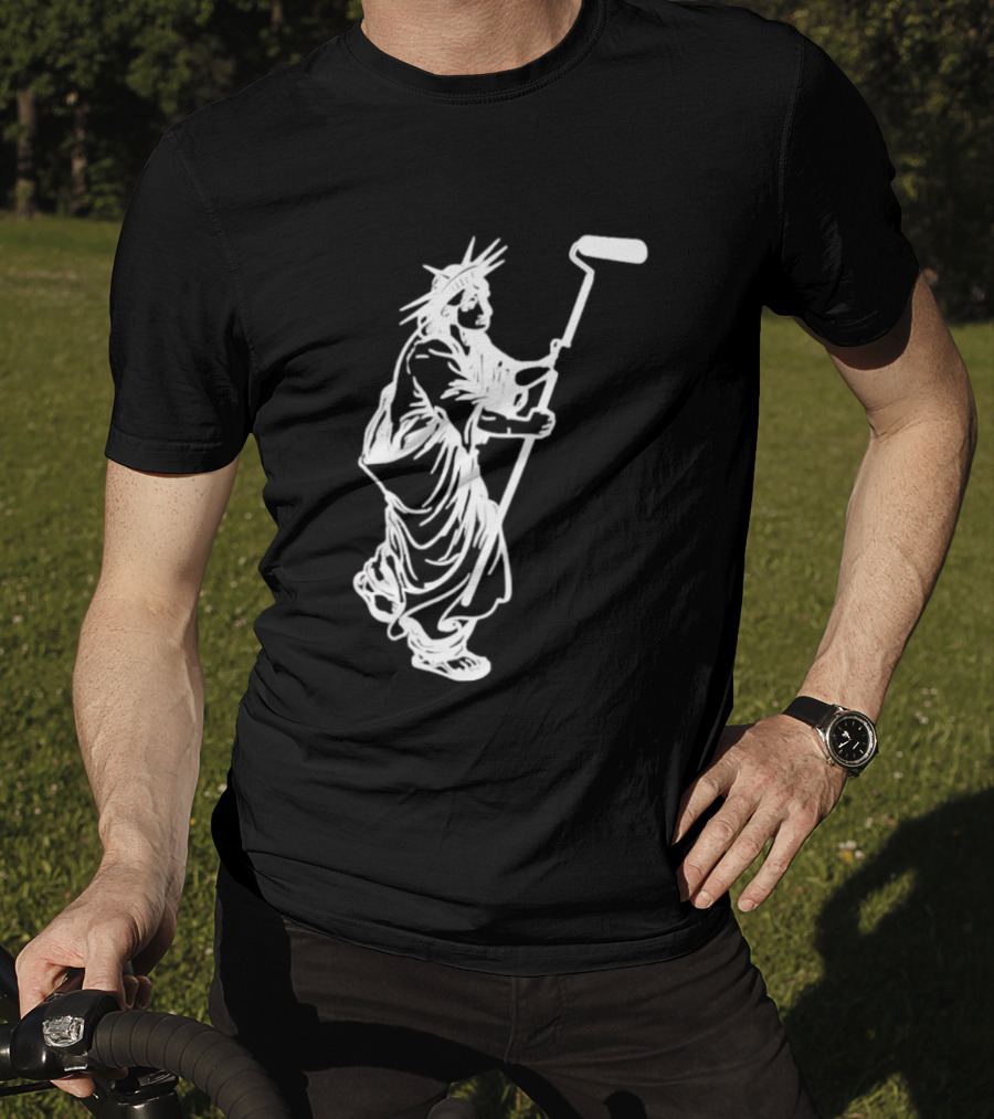 Statue Of Liberty Paint Roller Meme T-Shirt
