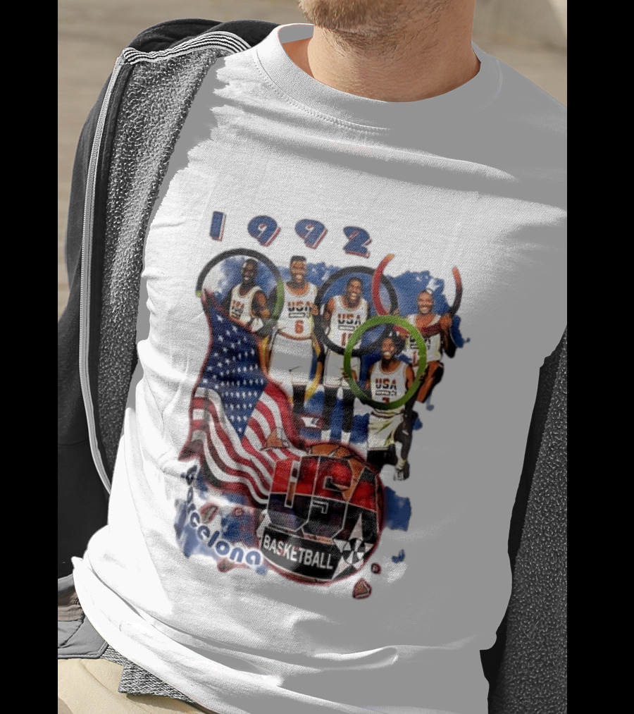 USA Basketball 1992 Dream Team Patrick Ewing David Robinson Michael Jordan Clyde Drexler Barcelona T-Shirt