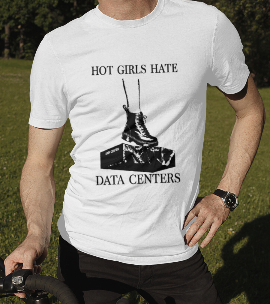 Hot Girls Hate Data Centers With Boots Stomping Computers T-Shirt