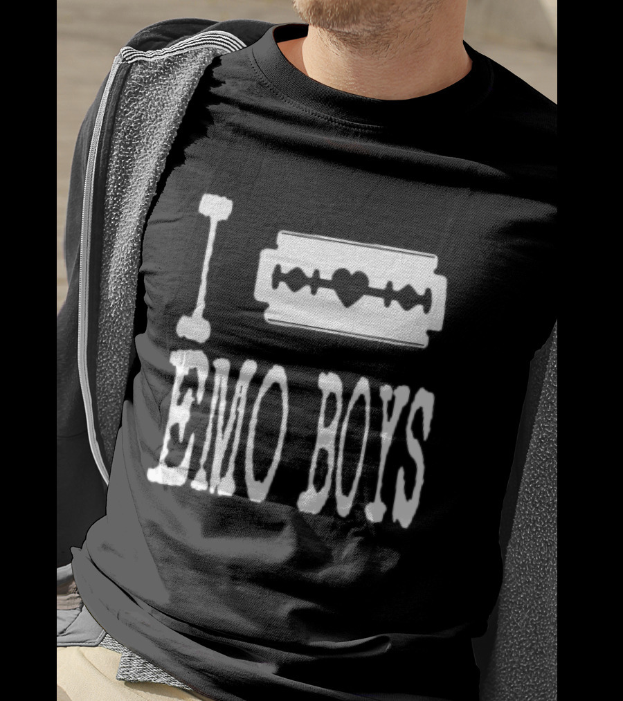 I Emo Boys Heart Razor Blade T-Shirt