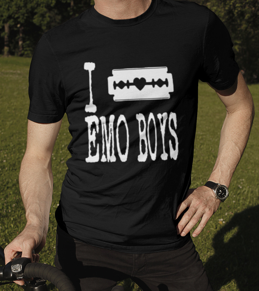 I Emo Boys Heart Razor Blade T-Shirt
