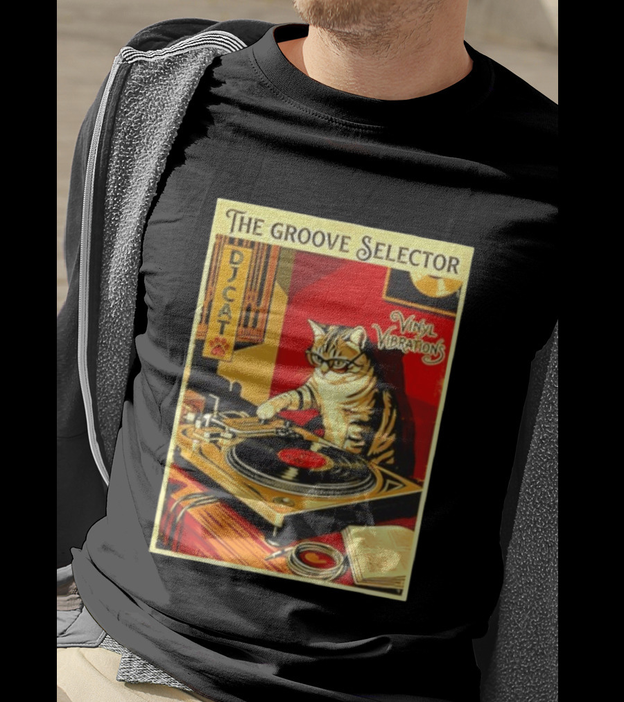 The Groove Selector DJ Cat Vinyl Vibrations Turntable Music Lover T-Shirt