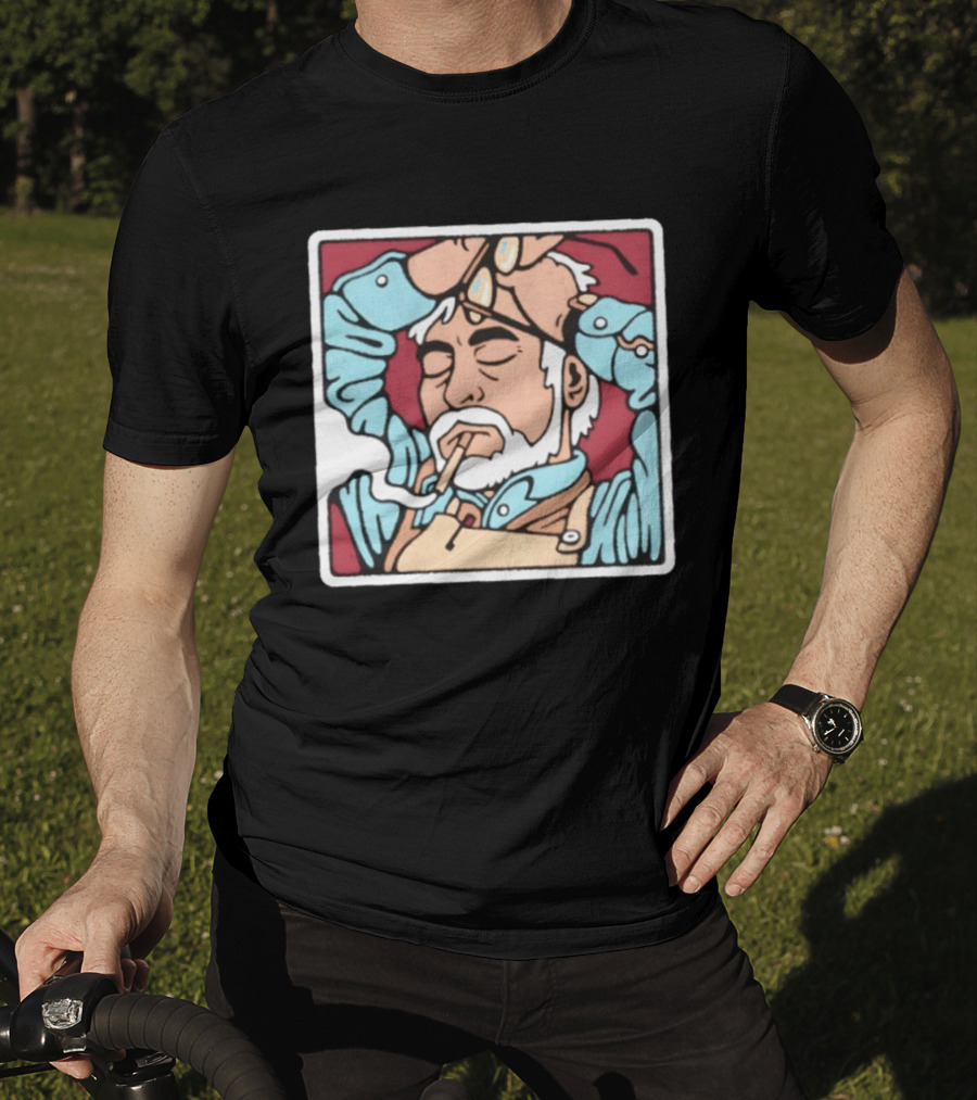 Hayao Miyazaki Smoking Studio Ghibli Filmmaker Animation Mens Casual T-Shirt