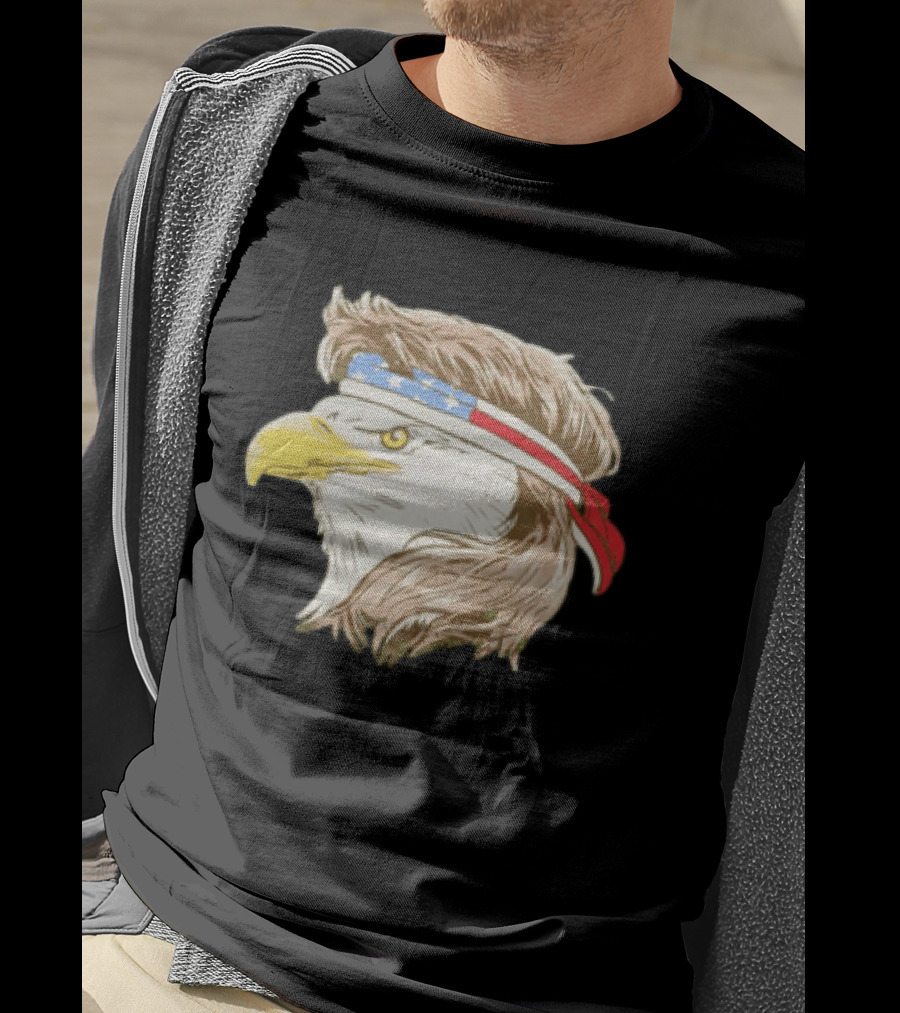 Bald Eagle With American Flag Bandana And Patriotic Hair T-Shirt