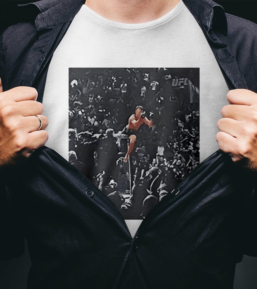 Diego Lopes UFC Middle Finger Crowd Moment T-Shirt