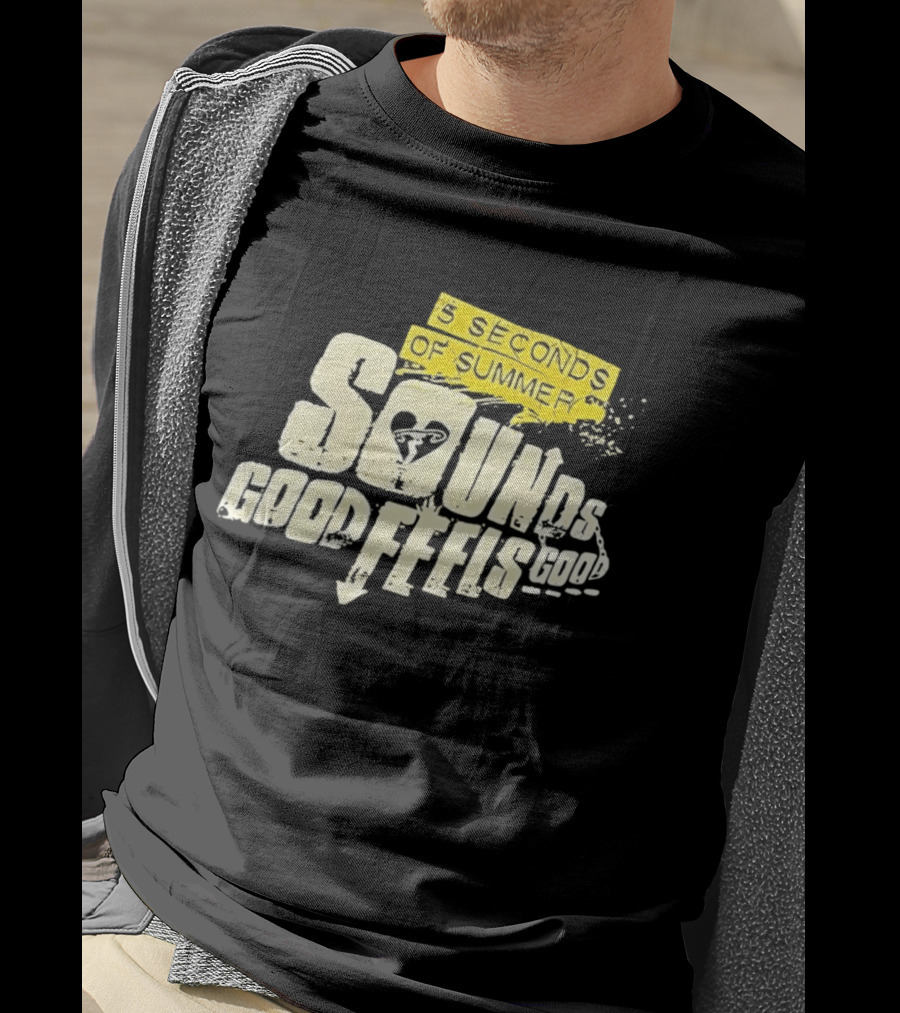 5 Seconds Of Summer Sounds Good Feels Good Heart Arrow T-Shirt