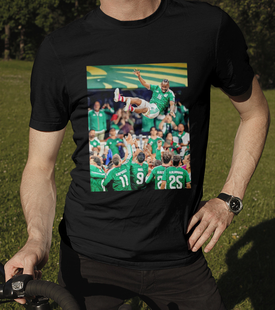 Mexican Football Celebration Julián Quiñones S. Giménez Raúl A. Alvarado Team Spirit T-Shirt