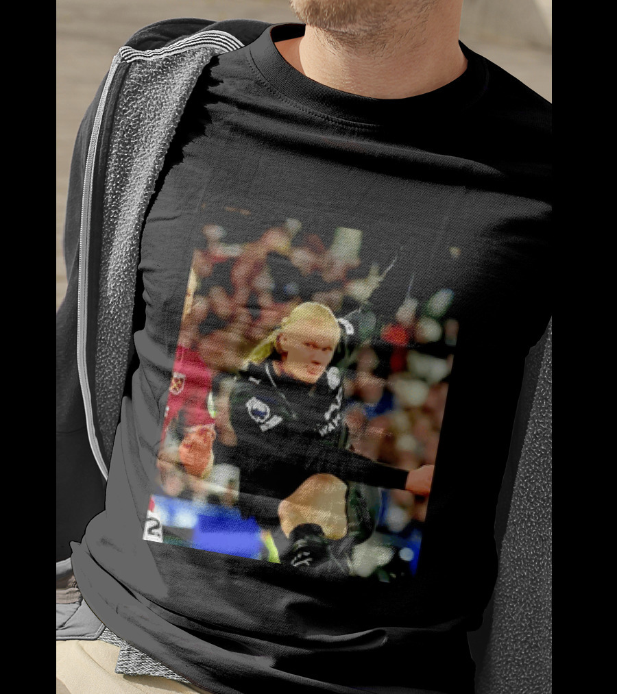 Erling Haaland Manchester City Football Player In Action T-Shirt