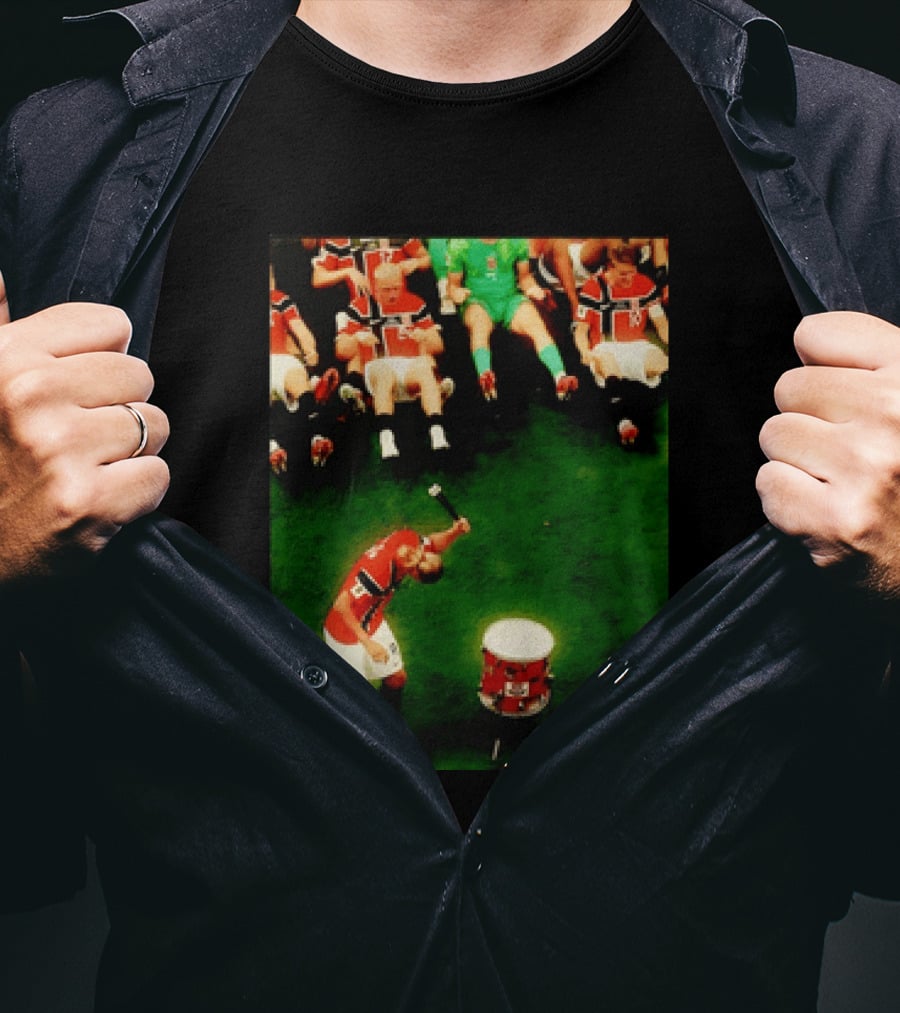 Erling Haaland Norway Football Team Drummer Celebration 26WC T-Shirt