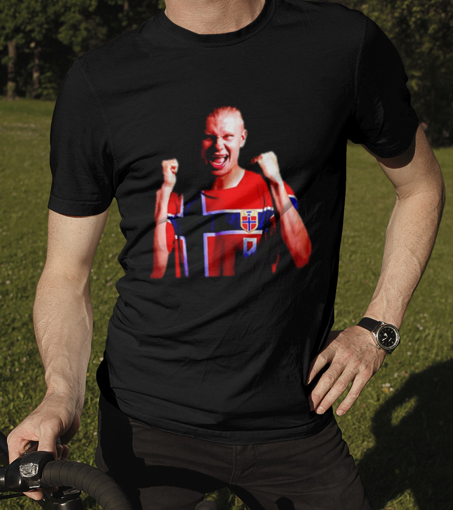 Erling Haaland Norway Football Team Norwegian Flag Iconic Striker Celebration T-Shirt