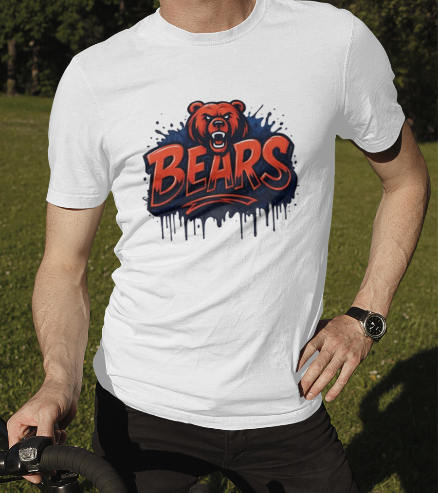 Chicago Bears Graffiti Style Vintage Bold Text Bear Head T-Shirt