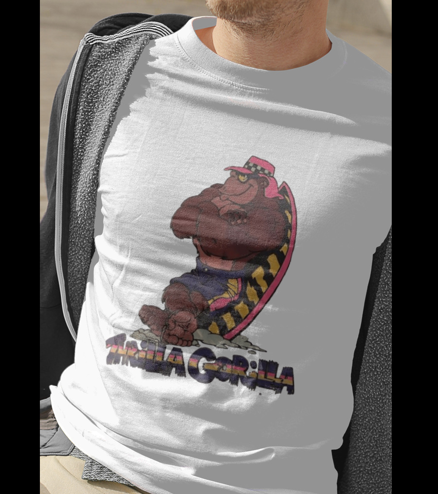 Thrilla Gorilla Town And Country Surf Checkered Hat Surfboard T-Shirt
