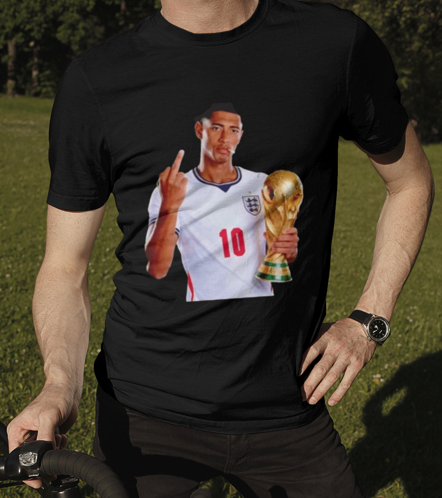 Jude Bellingham England World Cup Trophy Pose T-Shirt
