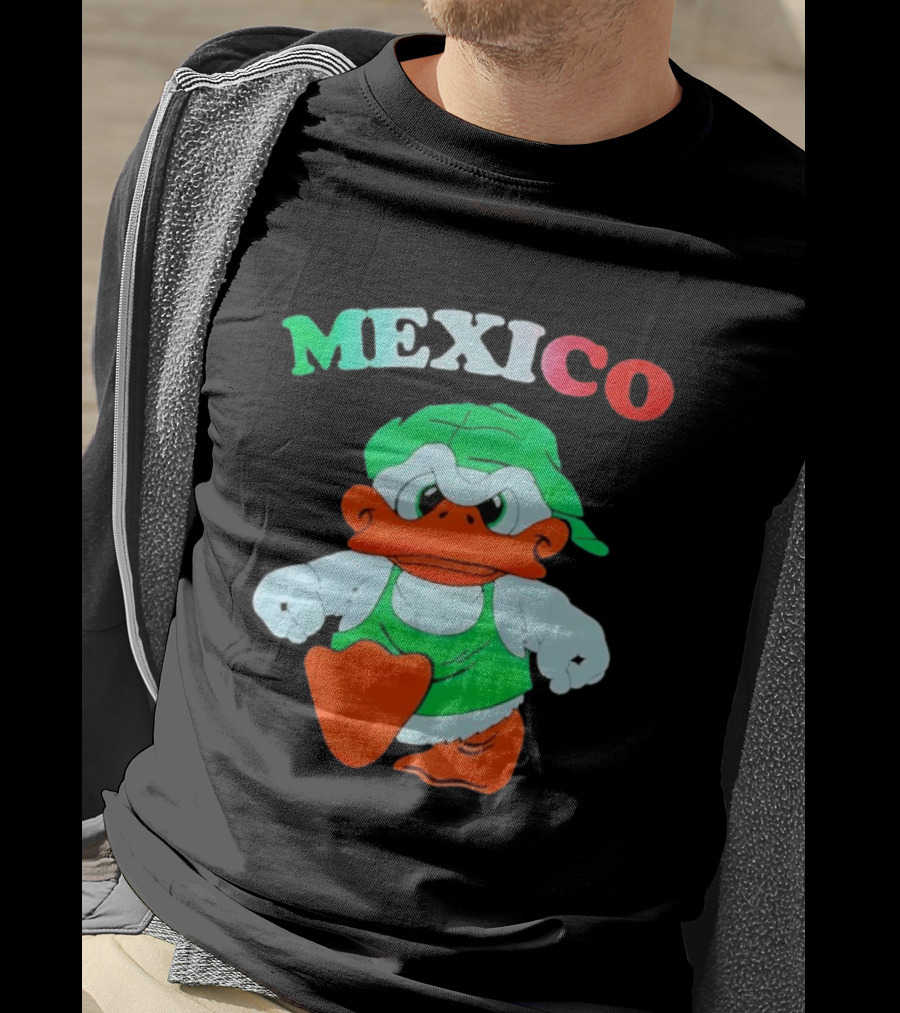 Mexico Duck Cartoon Green Outfit T-Shirt