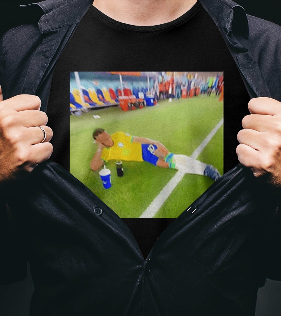 Neymar Jr Brazil Number 10 Relaxing Pitch Meme Iconic Soccer Moment T-Shirt