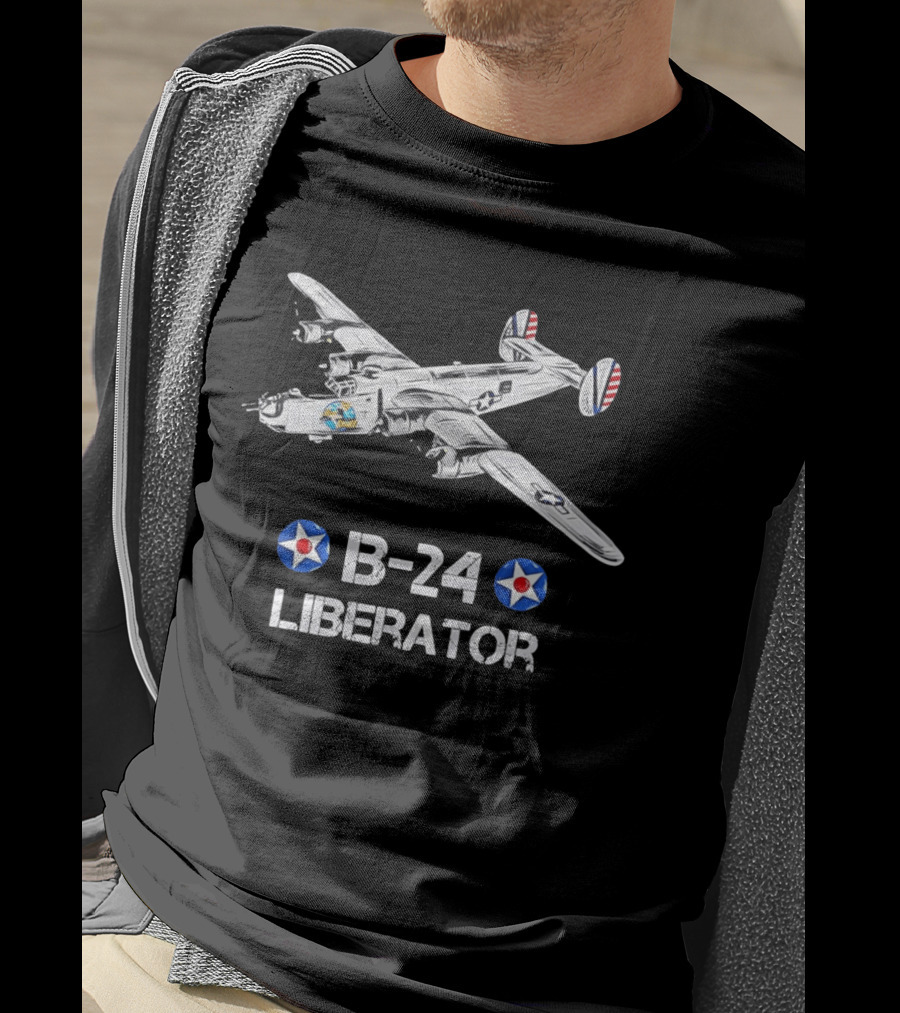 B 24 Liberator WWII Bomber American Military Aviation Vintage Aircraft T-Shirt
