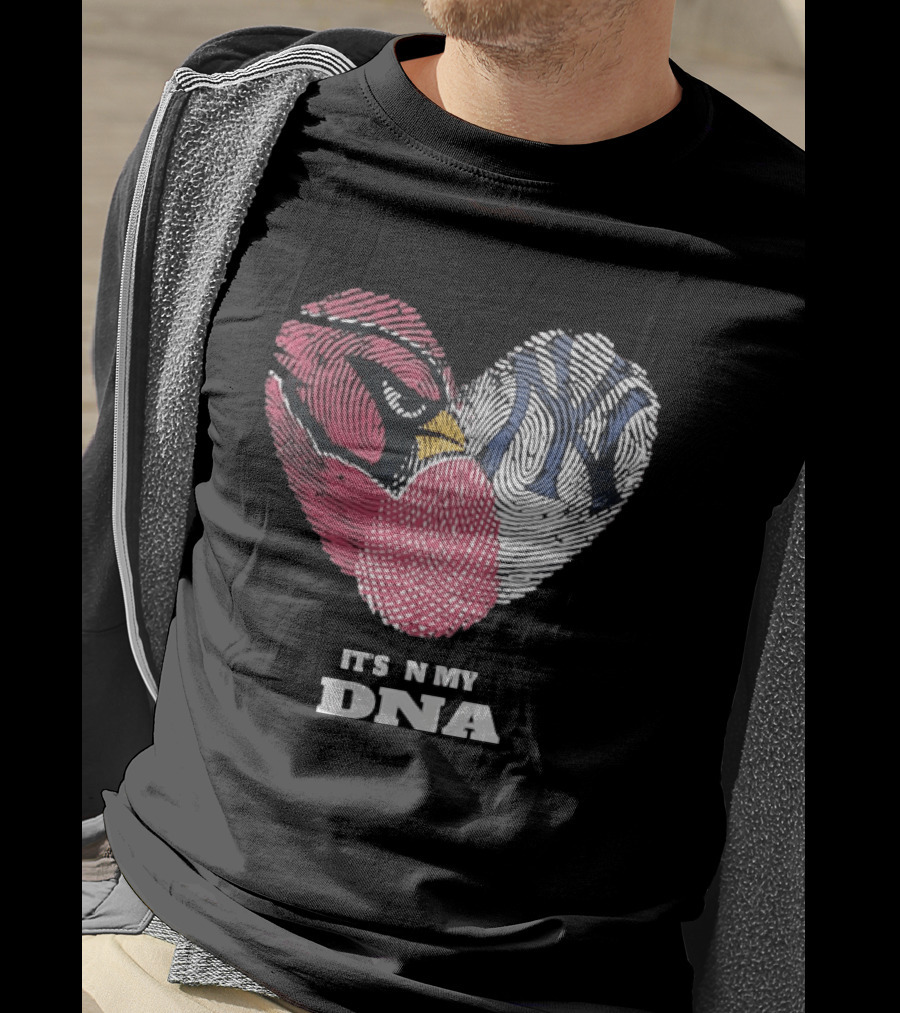 Cardinals Yankees It's In My DNA Fingerprint Heart Fan T-Shirt