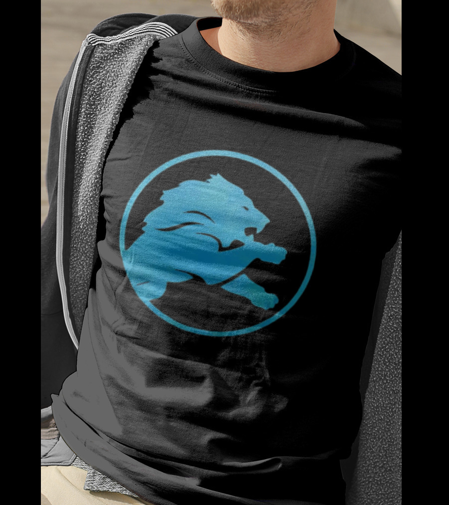Detroit Lions Roaring Blue Iconic Circle T-Shirt