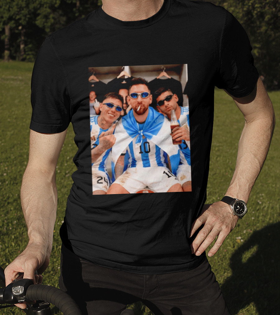 Argentina National Team Lionel Messi Enzo Fernandez Cristian Romero Celebration T-Shirt