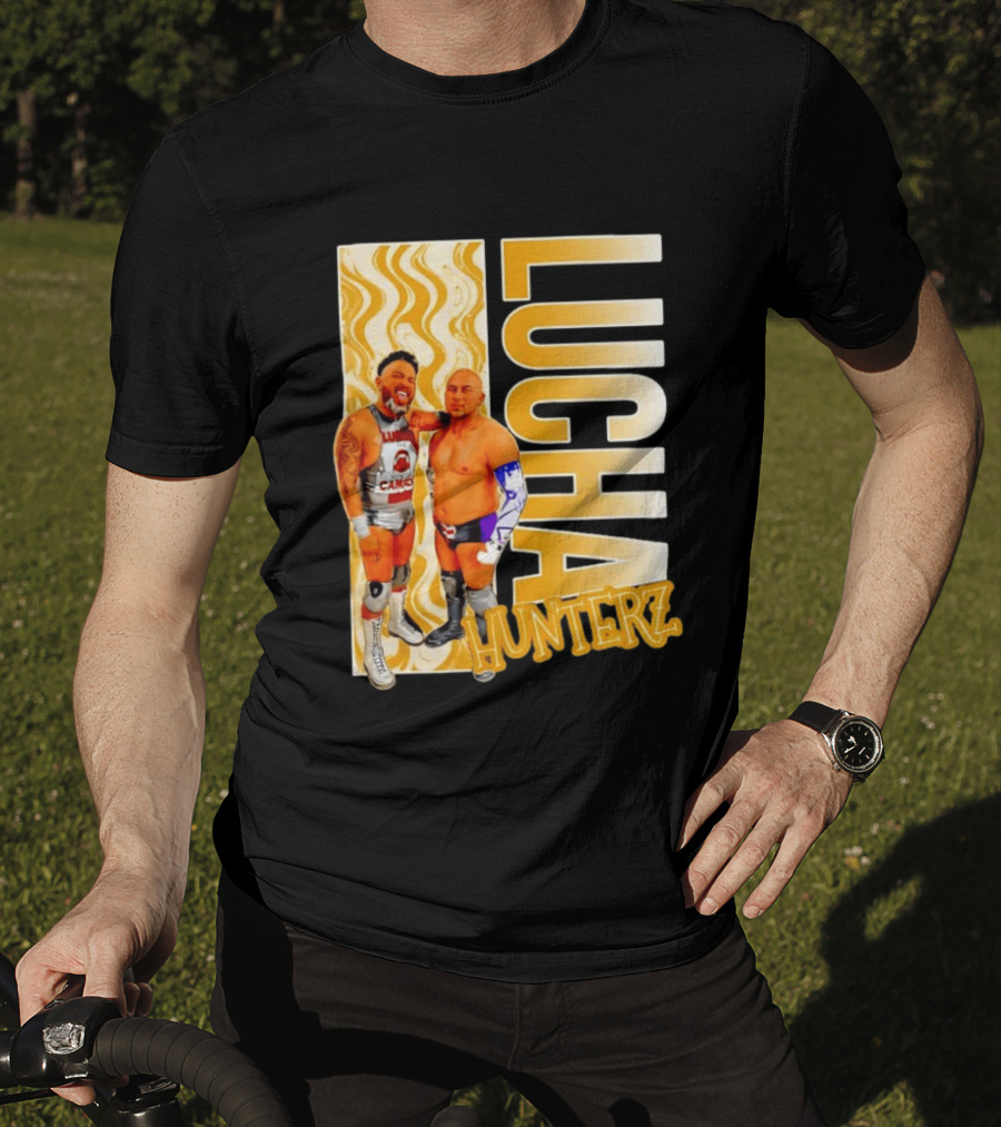 Lucha Hunterz Wrestlers Duo With Llamas And Gold Accents T-Shirt
