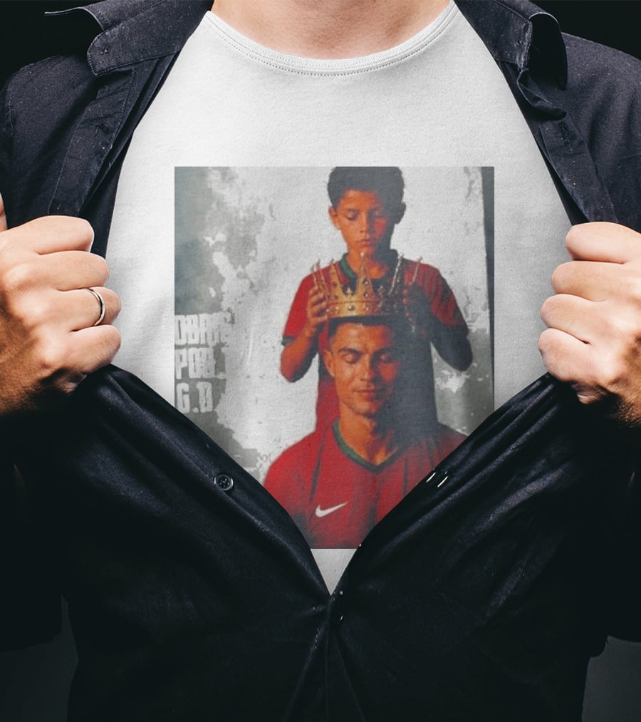 Cristiano Ronaldo Portugal Obrigado Por Tudo GOAT Crowned King Soccer Legend T-Shirt