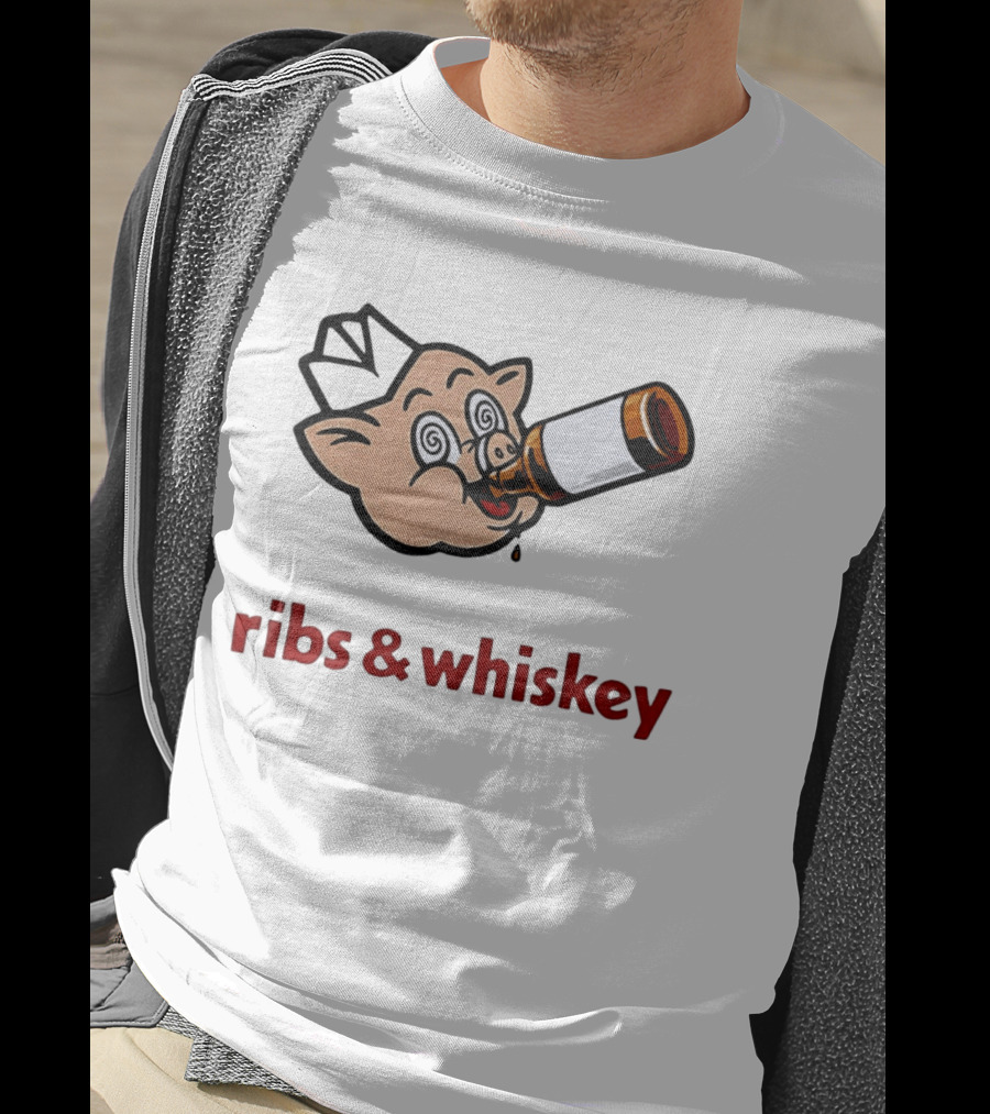 Ribs And Whiskey Pig Drinking Bottle Fun T-Shirt